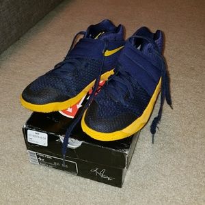 Boy's Grade School shoes